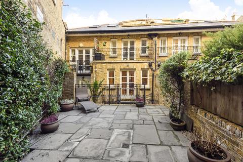 2 Aliwal Mews, London, SW11 1RA