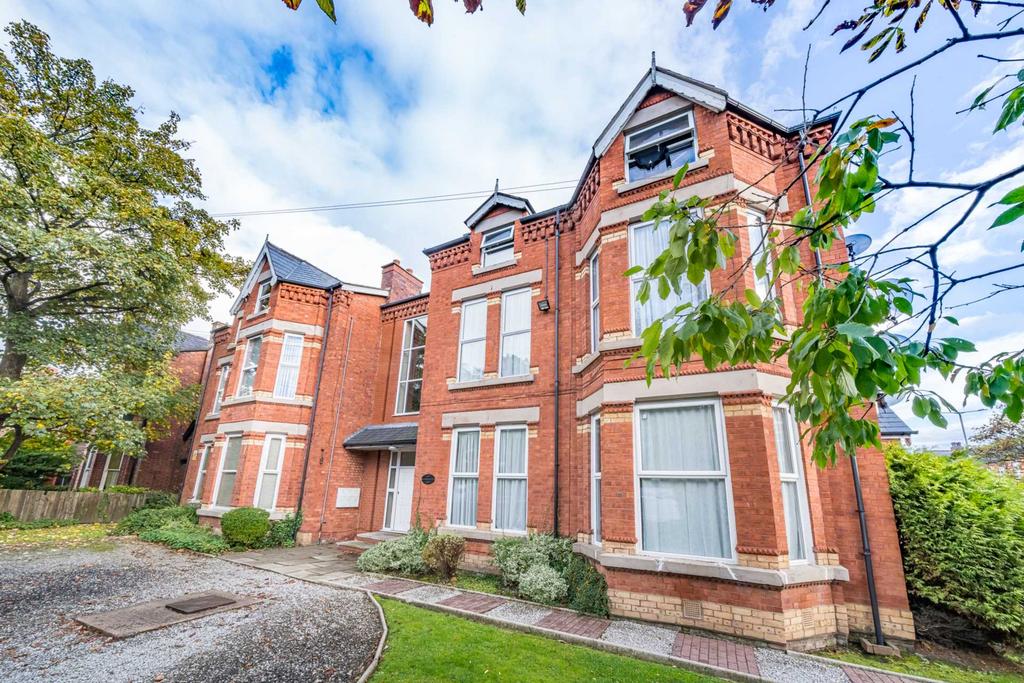 Aigburth Road, Aigburth, L17 2 bed apartment for sale £130,000