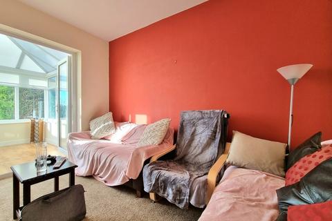 5 bedroom semi-detached house to rent, Woodstock Road, Worcester WR2