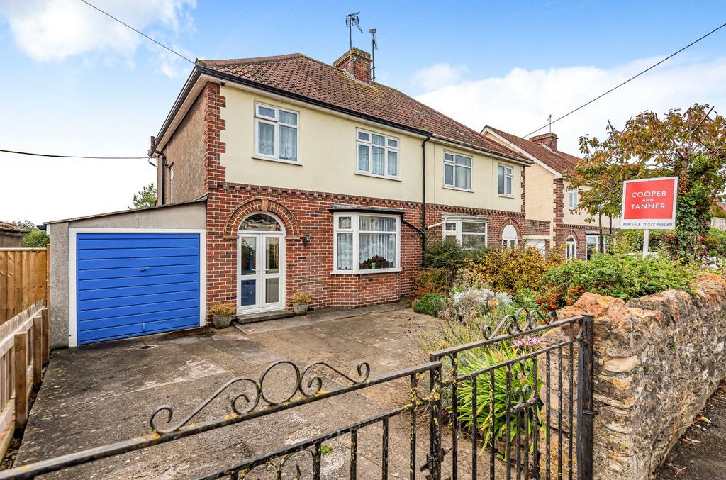 Rodden Road, Frome, BA11 3 bed house for sale £465,000