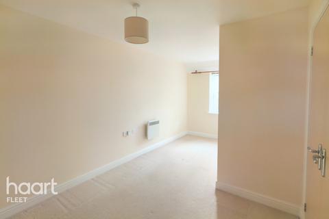 1 bedroom flat for sale - Branksomewood Road, Fleet