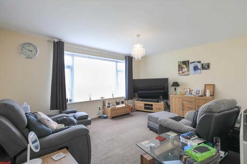 3 bedroom semi-detached house for sale, Thames Court, Burton Latimer