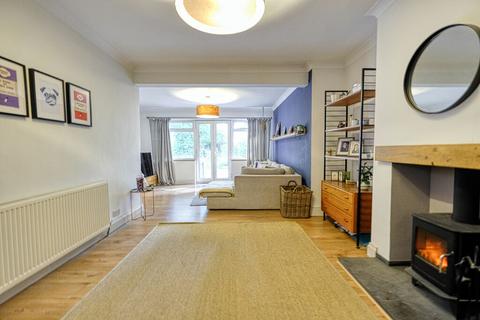 32 Beechwood Drive, Norwich, NR7 0LP