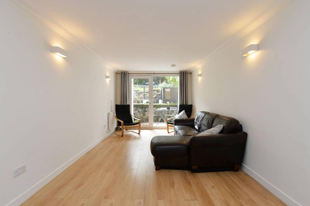7c Balfour Street, Edinburgh, EH6 5BY 3 bed flat £230,000