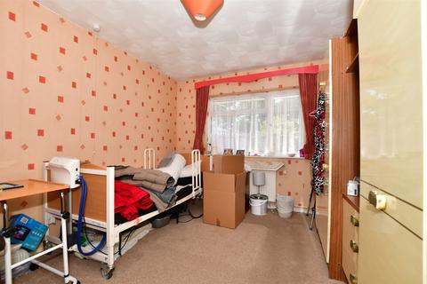 2 bedroom semi-detached bungalow for sale - Bybrook Road, Kennington, Ashford, Kent