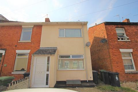 4 bedroom semi-detached house to rent, Available NOW and SEPT 24 - Rooms - Happy Land West