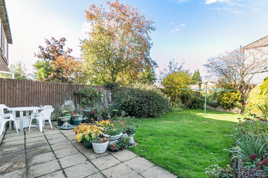 Mount Pleasant, Barnet, EN4 3 bed semi-detached house for sale - £849,950