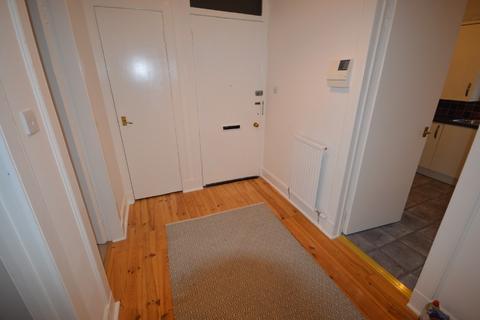 2 bedroom flat to rent, Blackness Road, West End, Dundee, DD2