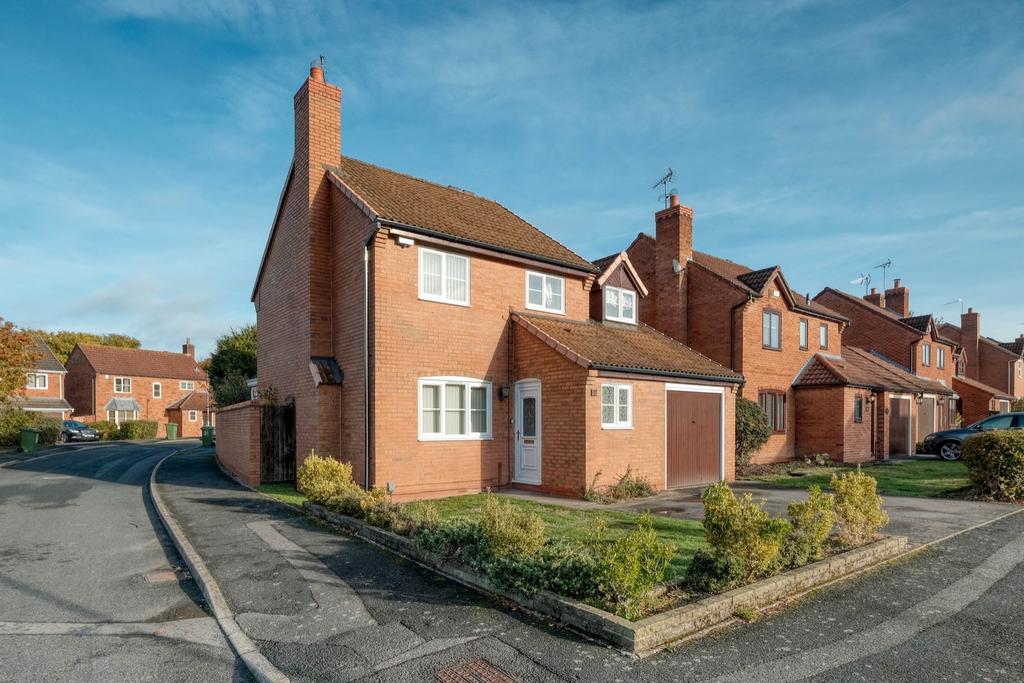 Otter Close, Winyates Green Redditch... 4 bed detached house £375,000