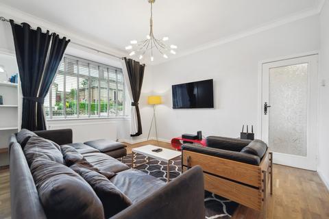 23 Mansefield Crescent, Clarkston, Glasgow, G76 7DZ