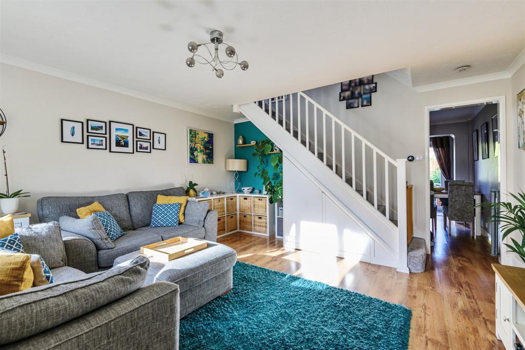 Charrington Way, Broadbridge Heath... 3 bed semidetached house £400,000
