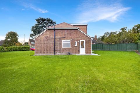 5 bedroom bungalow for sale, Leigh Close, Addlestone, Surrey, KT15