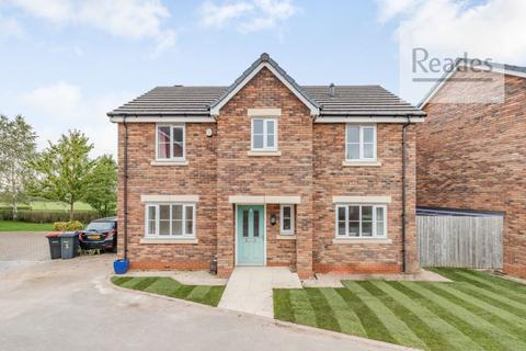 4 bedroom detached house for sale, Millside Close, Tarvin CH3 8