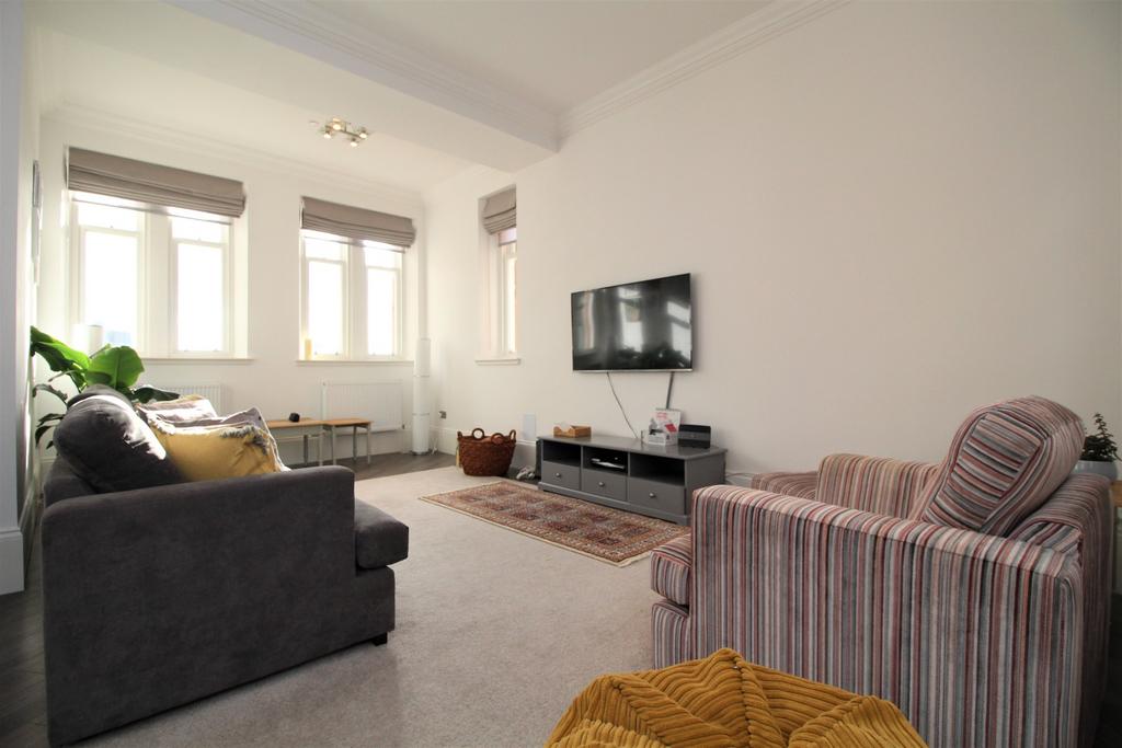 Apartment in Glasgow, Partickhill, Dowanhill - View 2