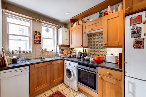 1 bedroom flat to rent, Pied Bull Court, Galen Place, London