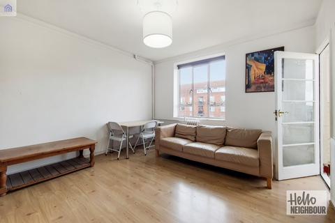 3 bedroom apartment to rent, Vermont Road, London, SW18