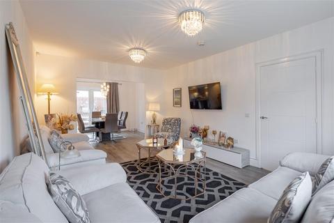 17 Bisset Place, Bathgate, EH48 2XR
