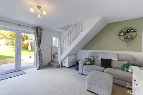 27 Bodenham Close, Buckingham, MK18 7HR