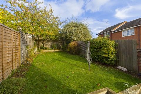 27 Bodenham Close, Buckingham, MK18 7HR