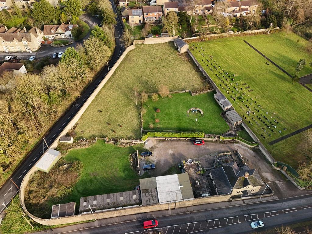 Warminster Road, Frome, BA11 3 bed property with land for sale £695,000