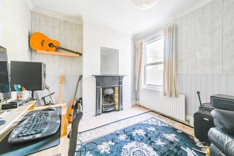 229 Springbank Road, London, SE13 6ST