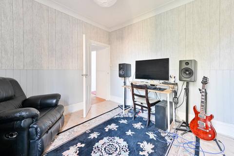 229 Springbank Road, London, SE13 6ST