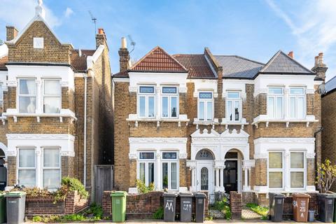 229 Springbank Road, London, SE13 6ST