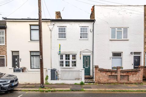59 Orchard Road, Brentford, TW8 0QU