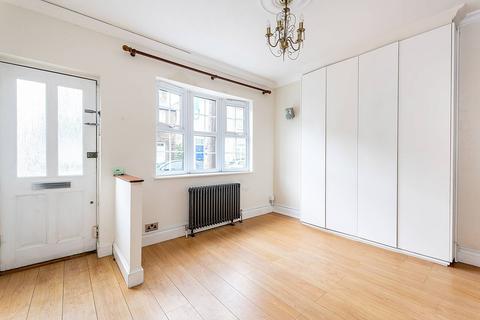 59 Orchard Road, Brentford, TW8 0QU