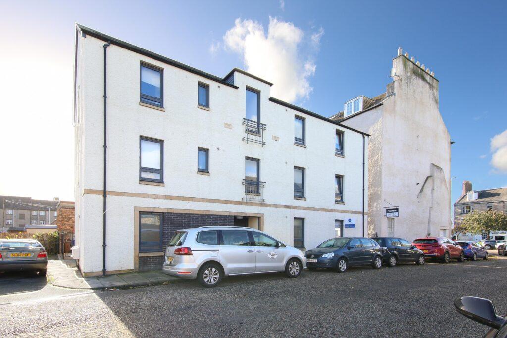 2B Duke Street, Dalkeith EH22 1BG 1 bed flat £155,000