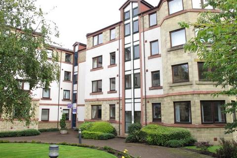 2 bedroom flat to rent, Dalgety Road, Edinburgh, EH7