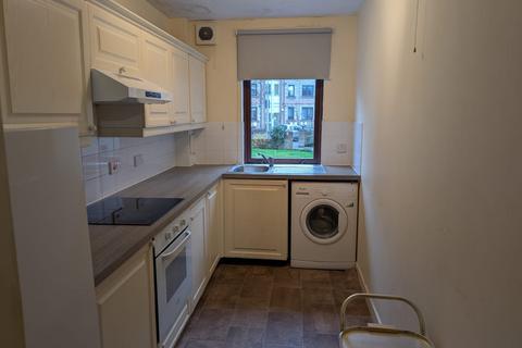 2 bedroom flat to rent, Dalgety Road, Edinburgh, EH7