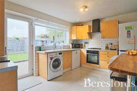 3 bedroom semi-detached house for sale - Rayfield Close, Barnston, CM6