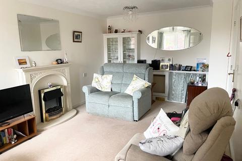 2 bedroom apartment for sale, Beaulieu Road, Dibden Purlieu, Southampton, Hampshire, SO45
