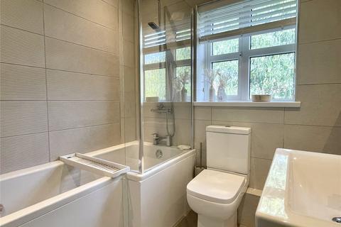 8 Brackenwood Close, Royton, Oldham, OL2 5DE