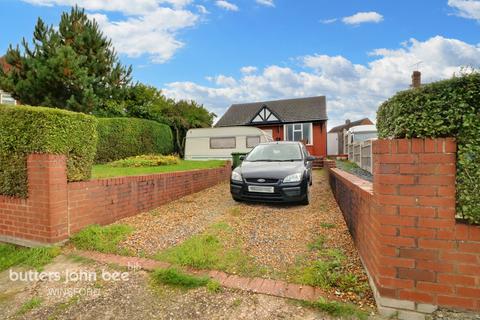 3 bedroom detached bungalow for sale - Hill Street, Winsford