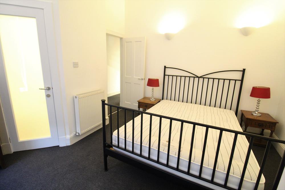 Bedroom 1 alt