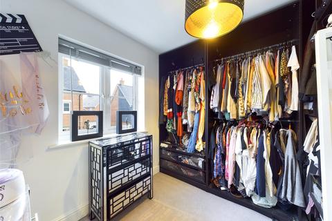 6 Manu Marble Way, Gloucester, GL1 5QZ