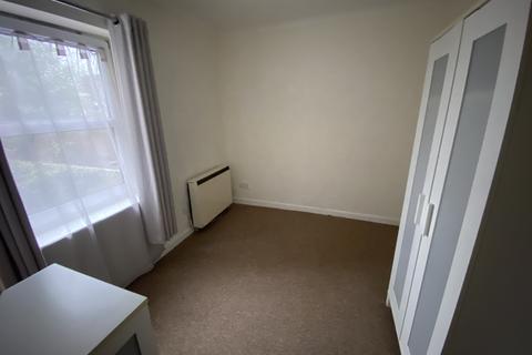 1 bedroom flat to rent, Sculfor House, 17 London Road, Sittingbourne, Kent, ME10