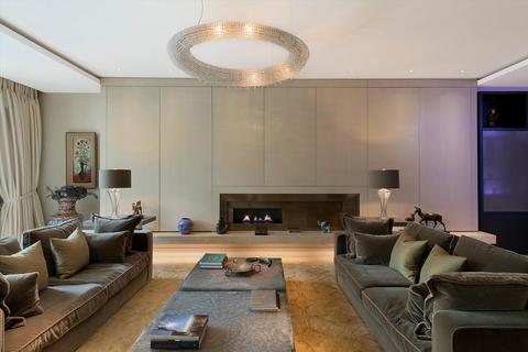 5 bedroom flat for sale, Montrose Place, Belgravia, London, SW1X