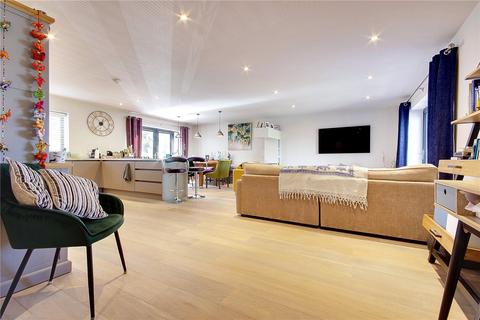 3 bedroom penthouse for sale - Panorama Road, Sandbanks, Poole, Dorset, BH13