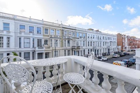 32d Comeragh Road, London, W14 9HR