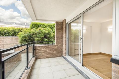 2 bedroom flat to rent, Kensington Heights, 91-95 Campden Hill Road, London