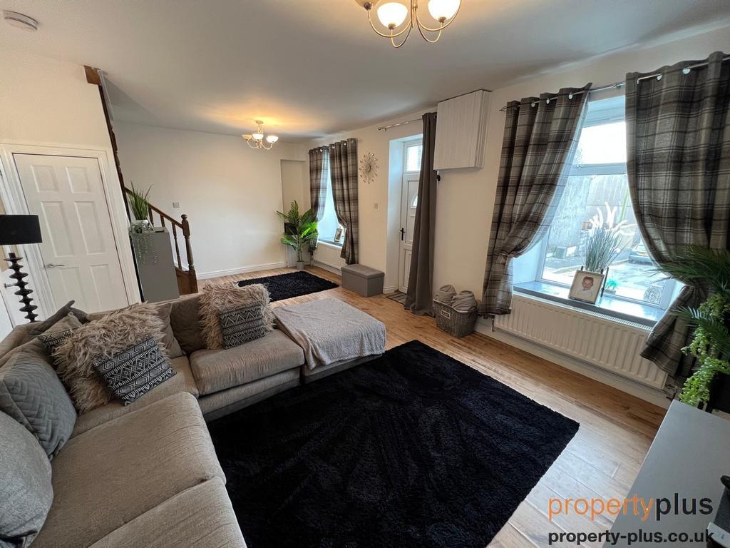 Edmondstown Road Edmondstown Tonypandy 3 bed terraced house £135,000
