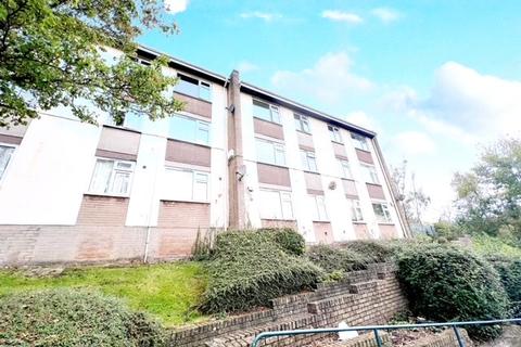 76 Powis View, Barry, CF63 2PD