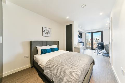 Studio for sale, Western Gateway, Docklands, London, E16