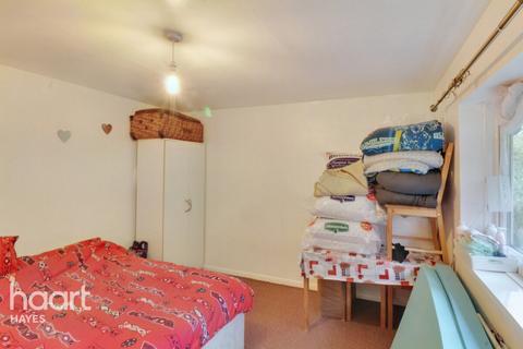 5, Norwood House Larch Crescent, Hayes, UB4 9DX