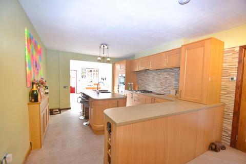 14 Berkeley Avenue, Poole, BH12 4HZ