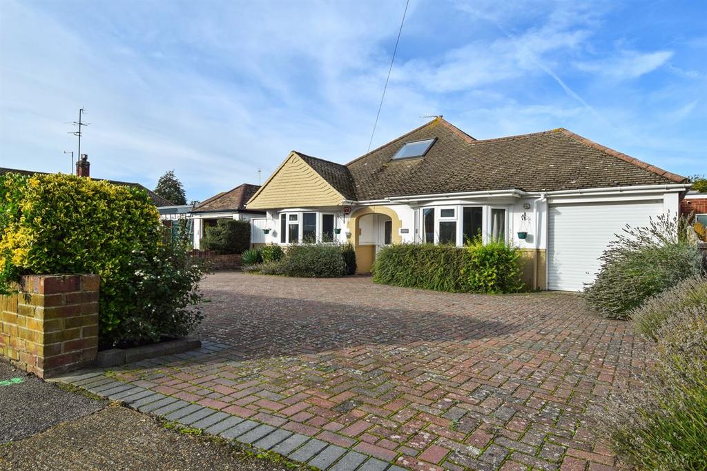 Gloucester Avenue, Margate 5 bed detached bungalow for sale £525,000