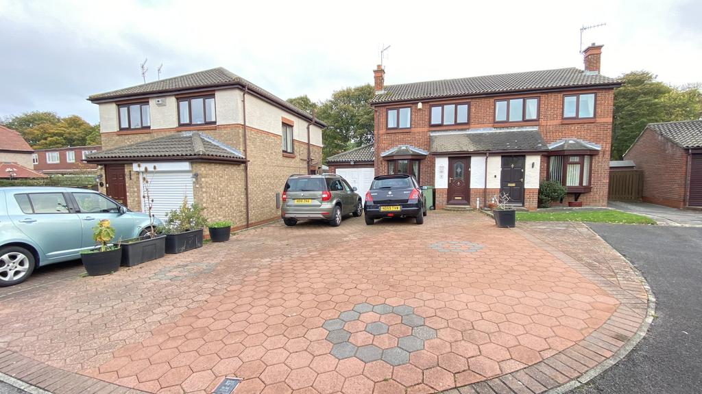 Church Close, Dene House Road, Seaham SR7 3 bed semidetached house for